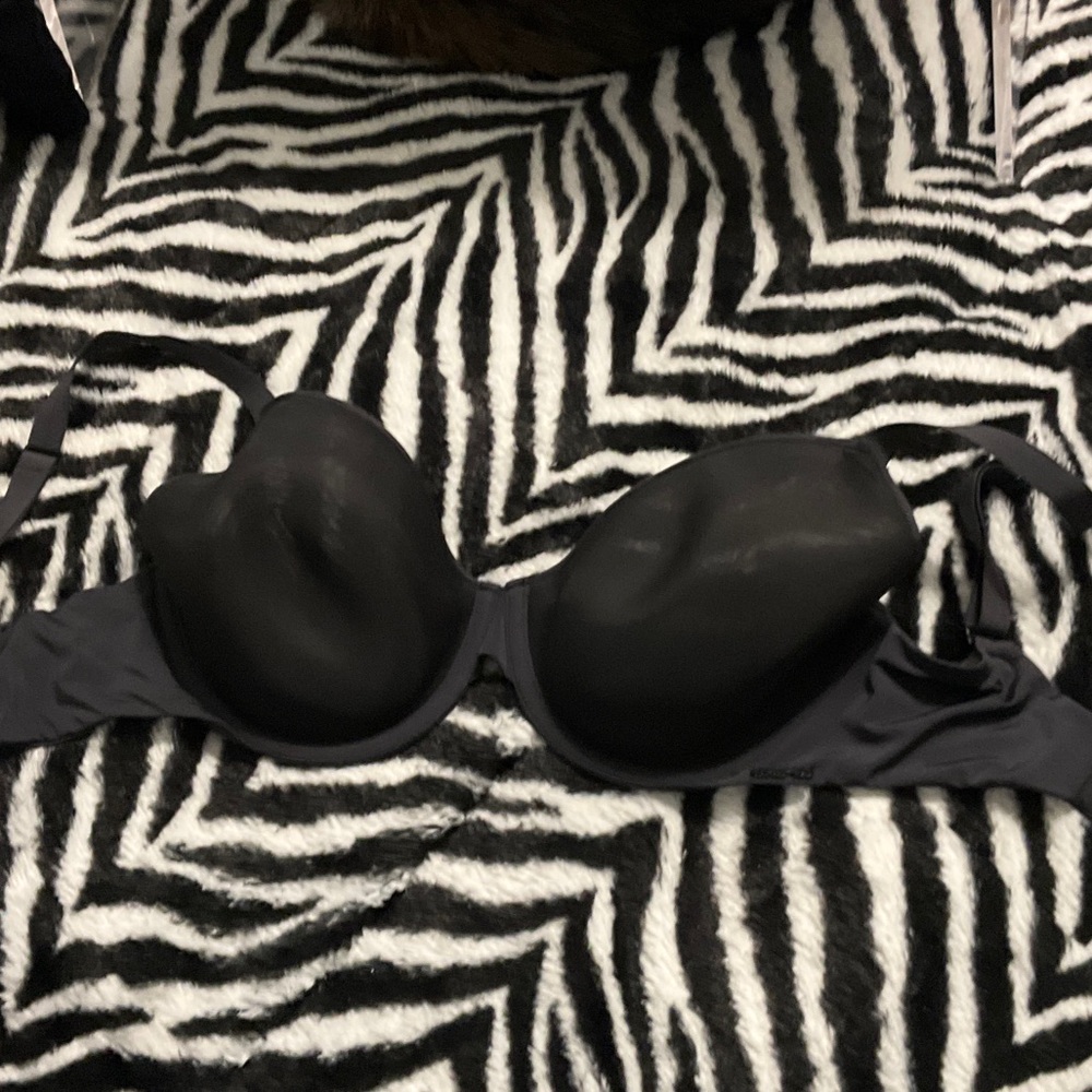 Black Seamless Molding Underwire Bra - Women Intimates
